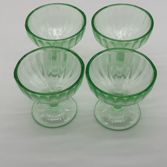 4 Vintage Hazel Atlas Green Depression Ribbon Uranium Glass Footed Sherbert Cups - Picture 2 of 7